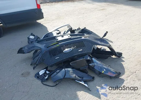 2020 Ford Police Interceptor z USA, uszkodzony, nr VIN 1FM5K8AW4LGC65531